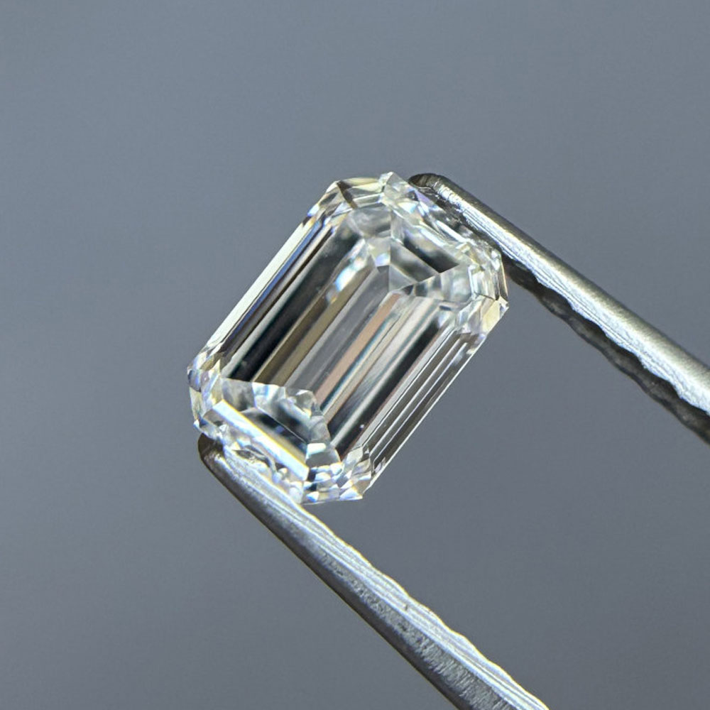 2 Carat Lab Grown Emerald Cut Diamond with IGI / GIA Certifications