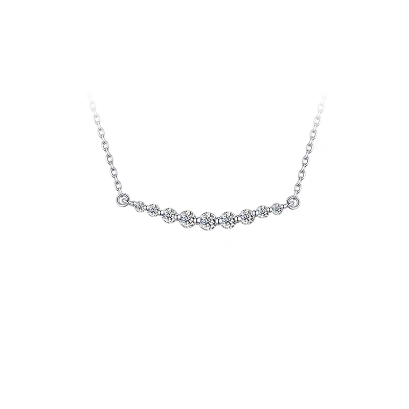 Smile Graduated Pavé Cultivated Diamond Station Pendant Necklace