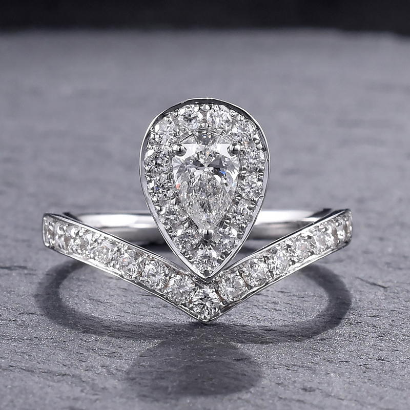Pear Cut Main Stone Halo Lab Diamond Engagement Ring with Curved V-Shape Half Pave Band