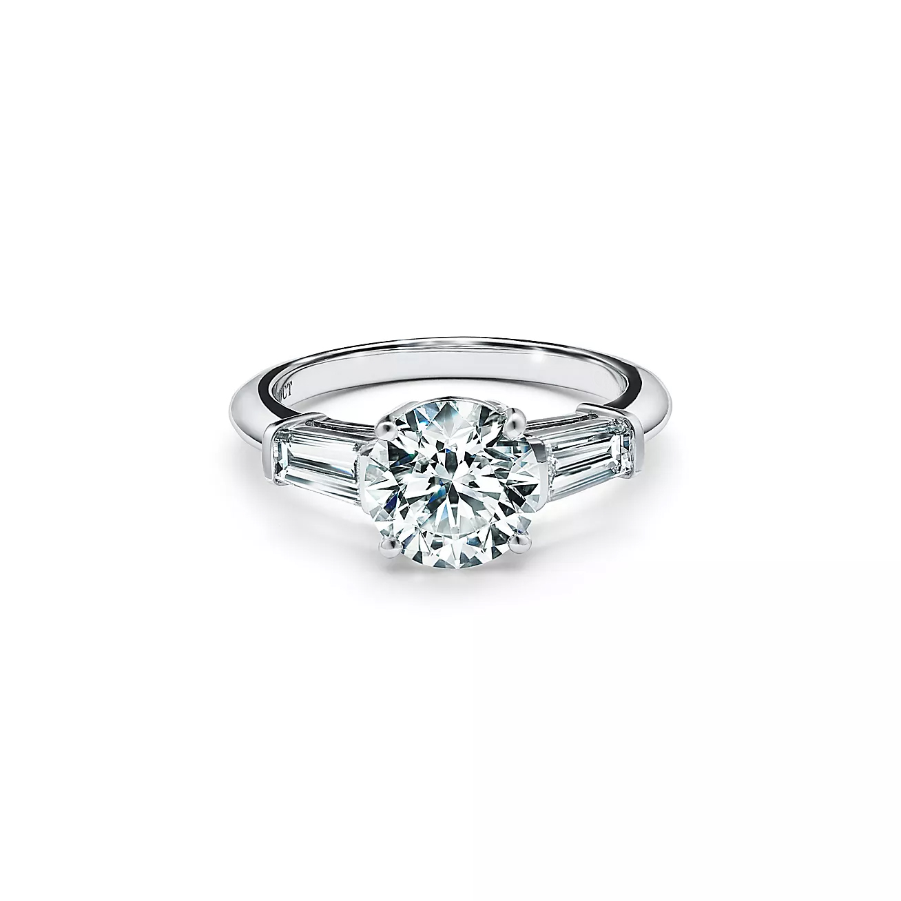 Brilliant Round Cut Main Stone With 2 Emerald Shoulder Stone Diamond Ring